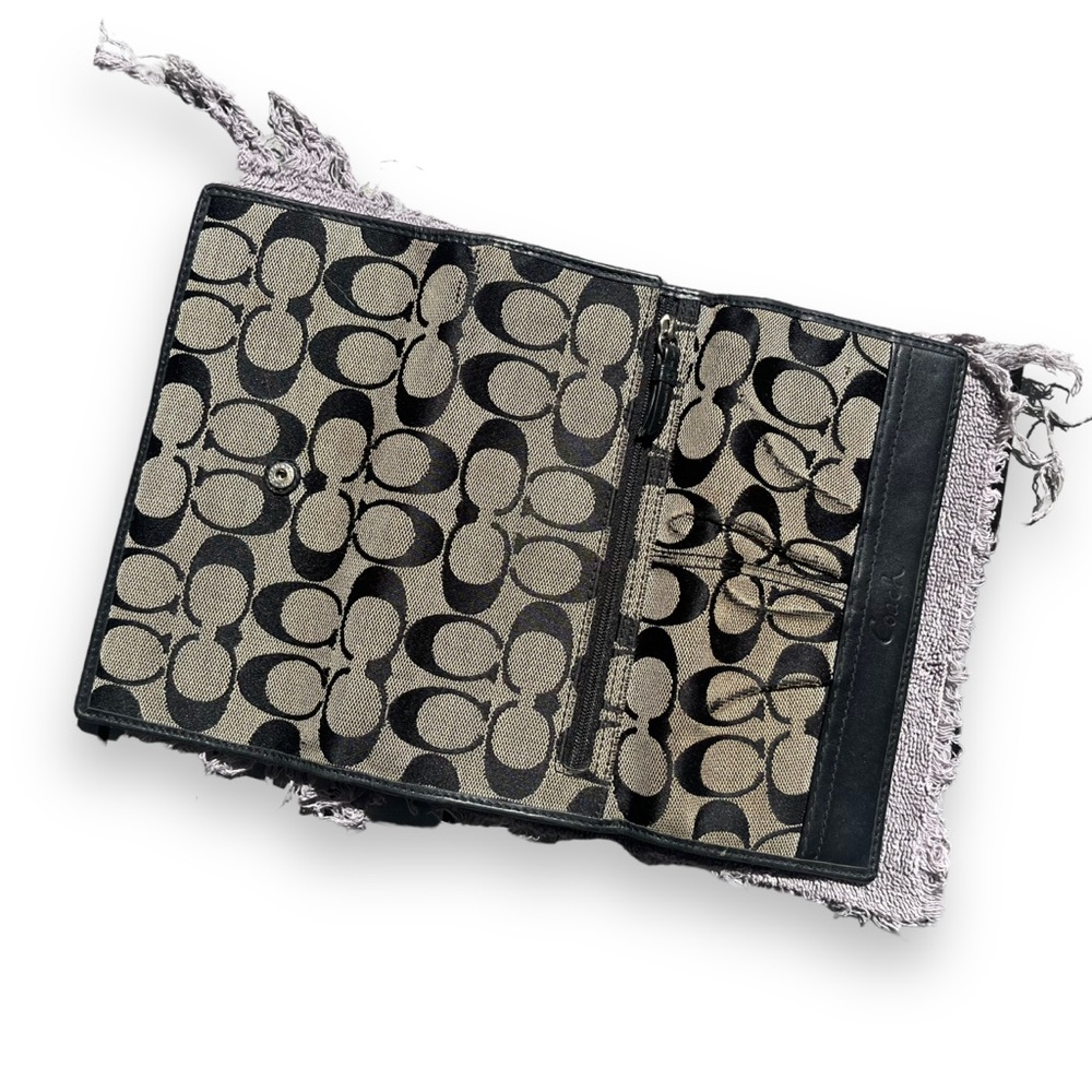 Coach Wallet - Picture 5 of 7